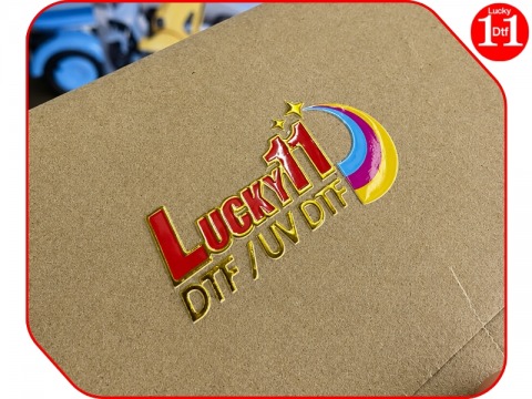 รับพิมพ์สติ๊กเกอร์ฟอยล์ทอง UV